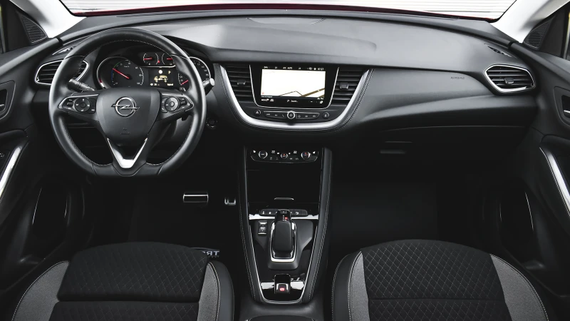 Opel Grandland X 1.6 Turbo Ultimate Plug-in Hybrid4 4x4 Automatic, снимка 12 - Автомобили и джипове - 51689324