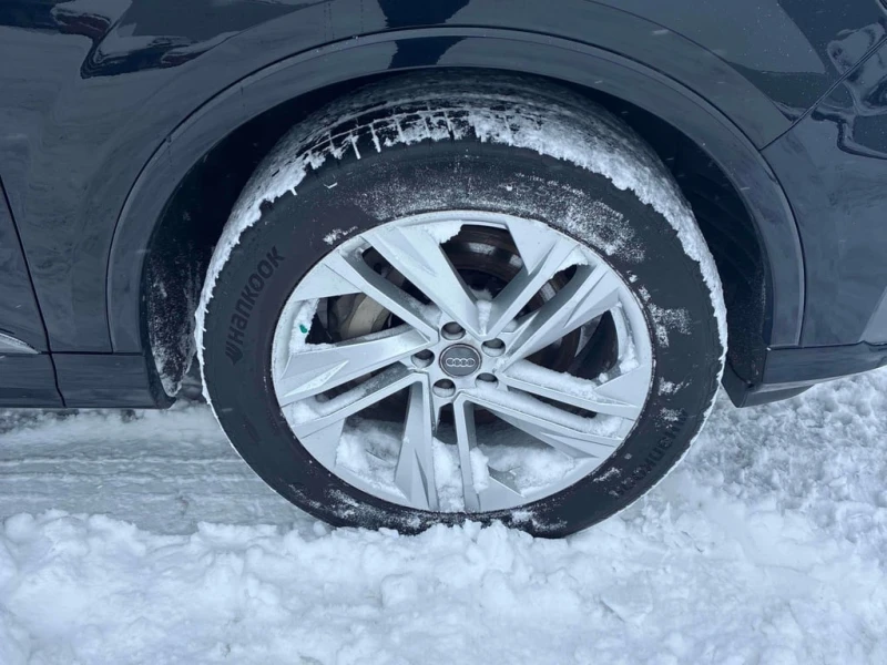 Audi Q7 * Komfort * CARFAX * БЕЗ ПЪРВОНАЧАЛНА ВНОСКА, снимка 7 - Автомобили и джипове - 53206803