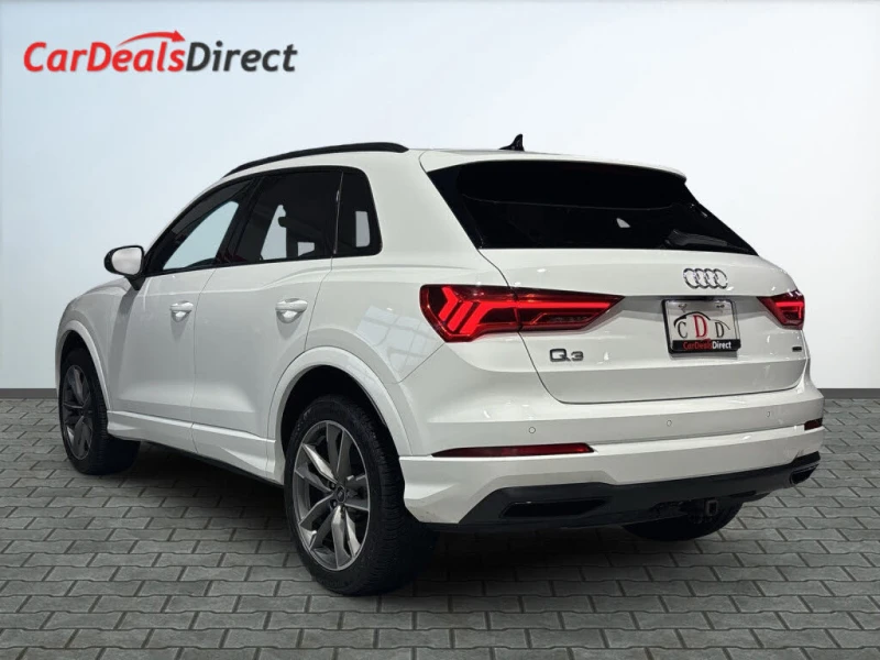 Audi Q3 * Komfort 45 TFSI* АвтоКредит (ЦЕНА ДО БГ), снимка 4 - Автомобили и джипове - 53596957