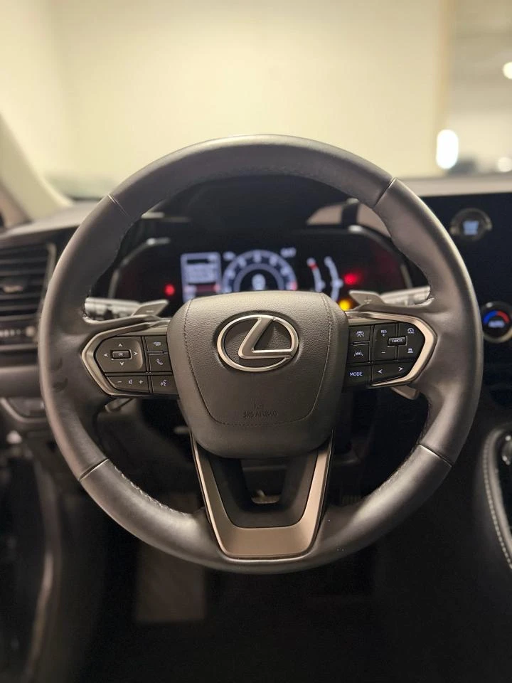 Lexus NX 250 4x4 / ПОДГРЕВИ / KEYLESS / BLACK - изображение 8