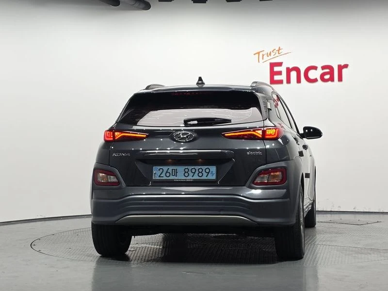 Hyundai Kona Premium| 201к.с., снимка 4 - Автомобили и джипове - 56006930