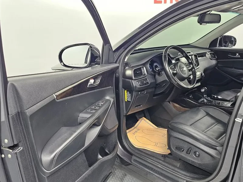 Kia Sorento 2.2 CRDI 4WD - ���� 30% ����� | Mobile.bg � ����������� 10