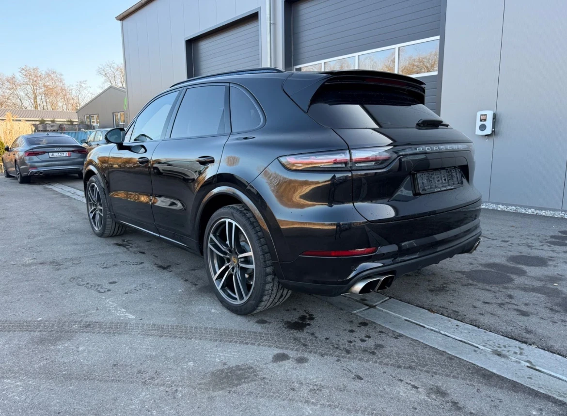 Porsche Cayenne Turbo Ceramic Night Matrix | Mobile.bg — изображение 1