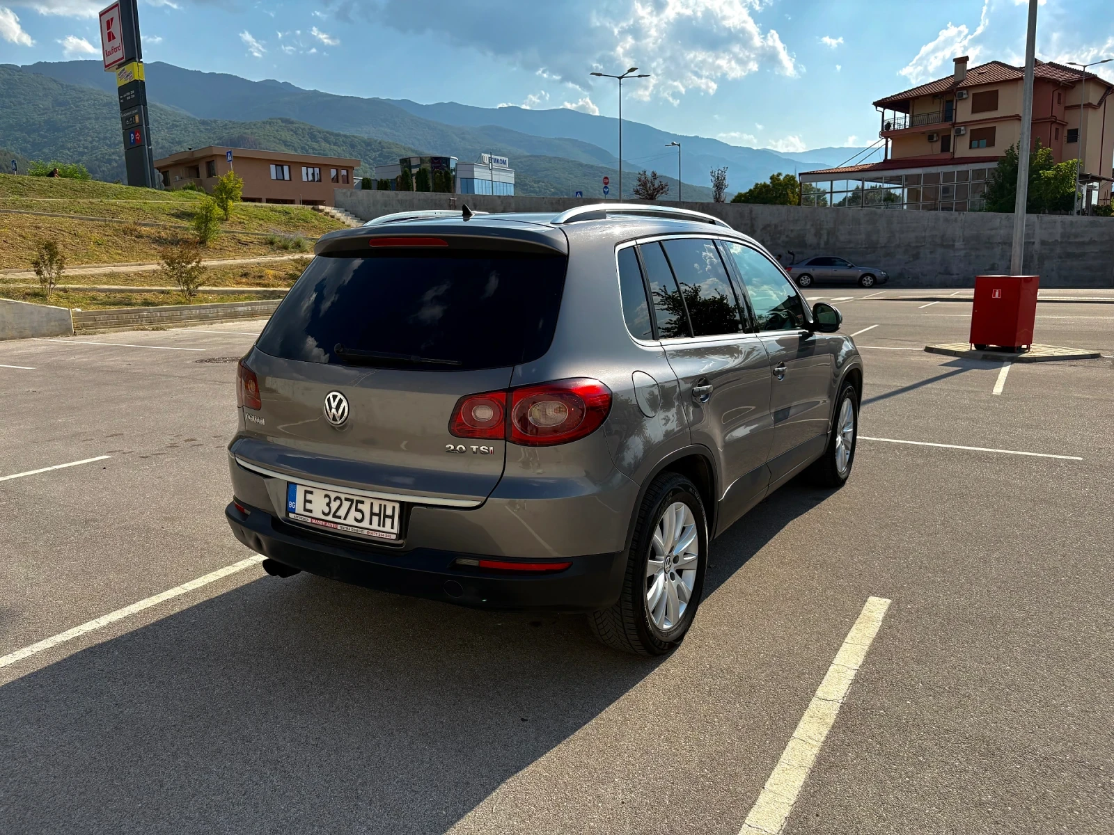 VW Tiguan 2.0TSI4х4Реал.КМ= NAVI= ГАЗ= Смен.Вериги= Обслужен - изображение 3