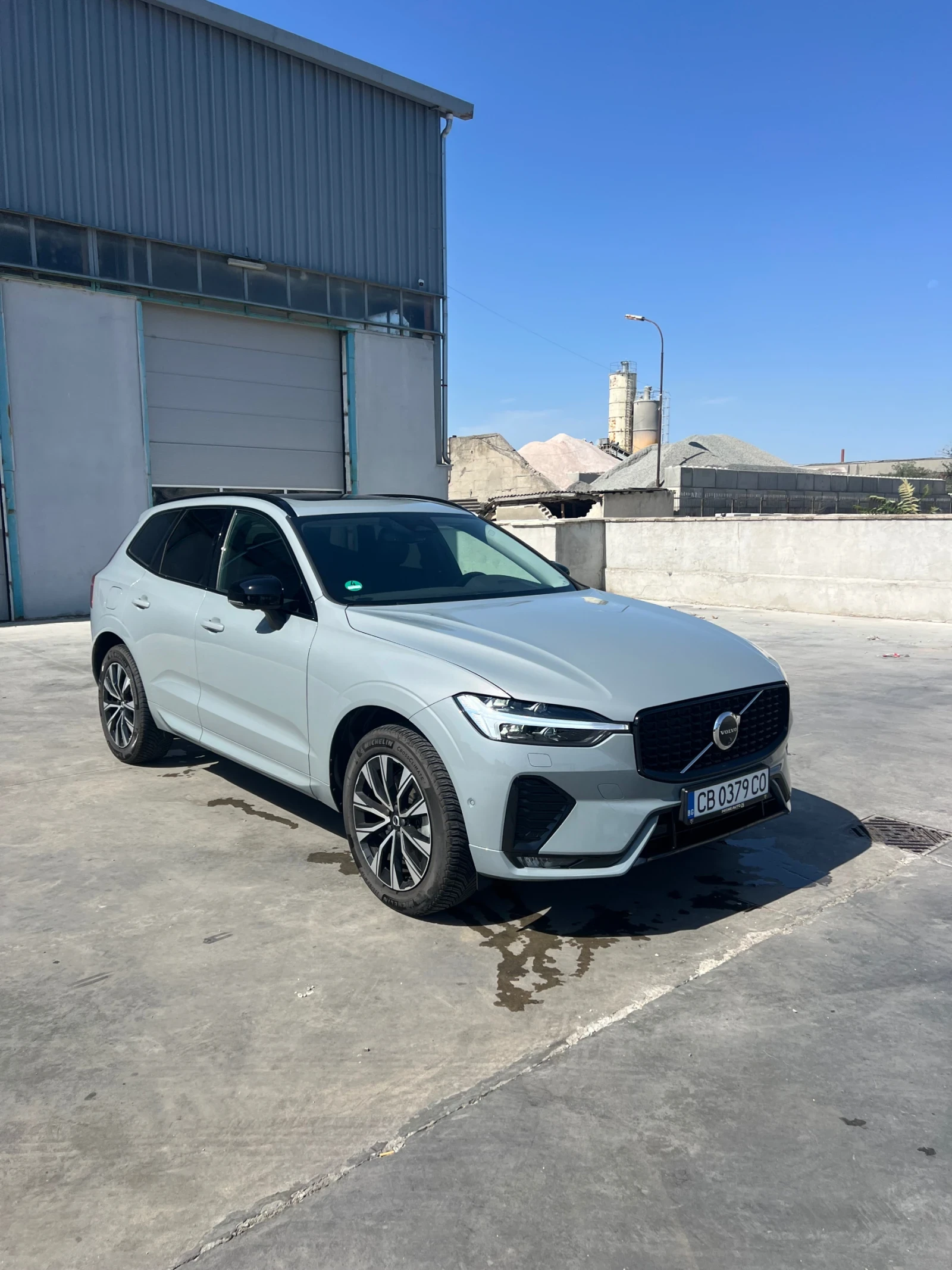 Volvo XC60 197 mild hybrid - изображение 8
