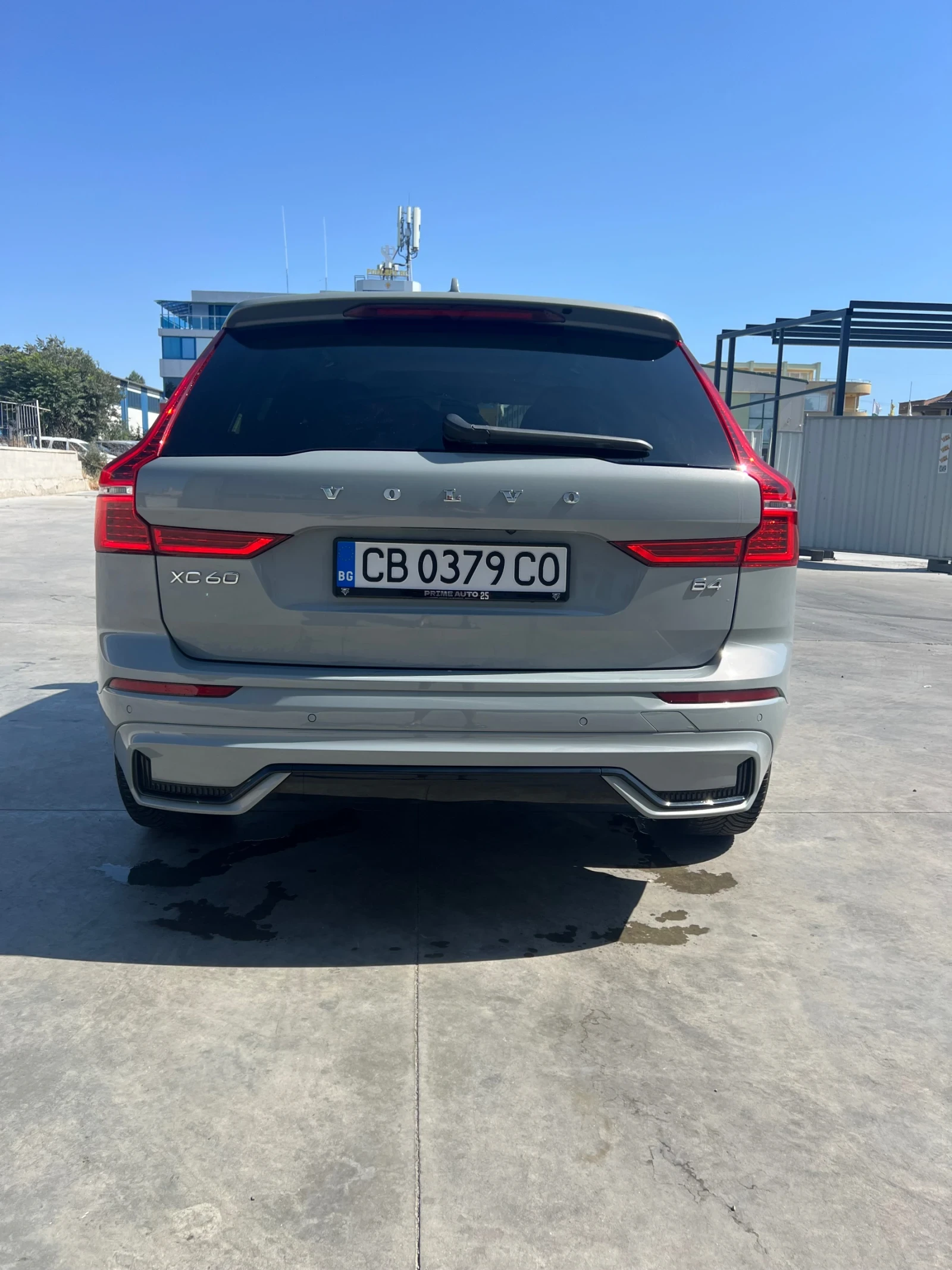 Volvo XC60 197 mild hybrid - изображение 5