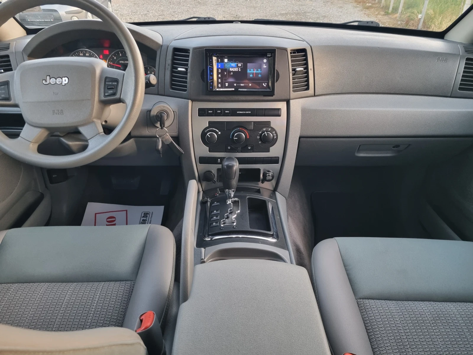 Jeep Grand cherokee 3.7 i GPL - изображение 8
