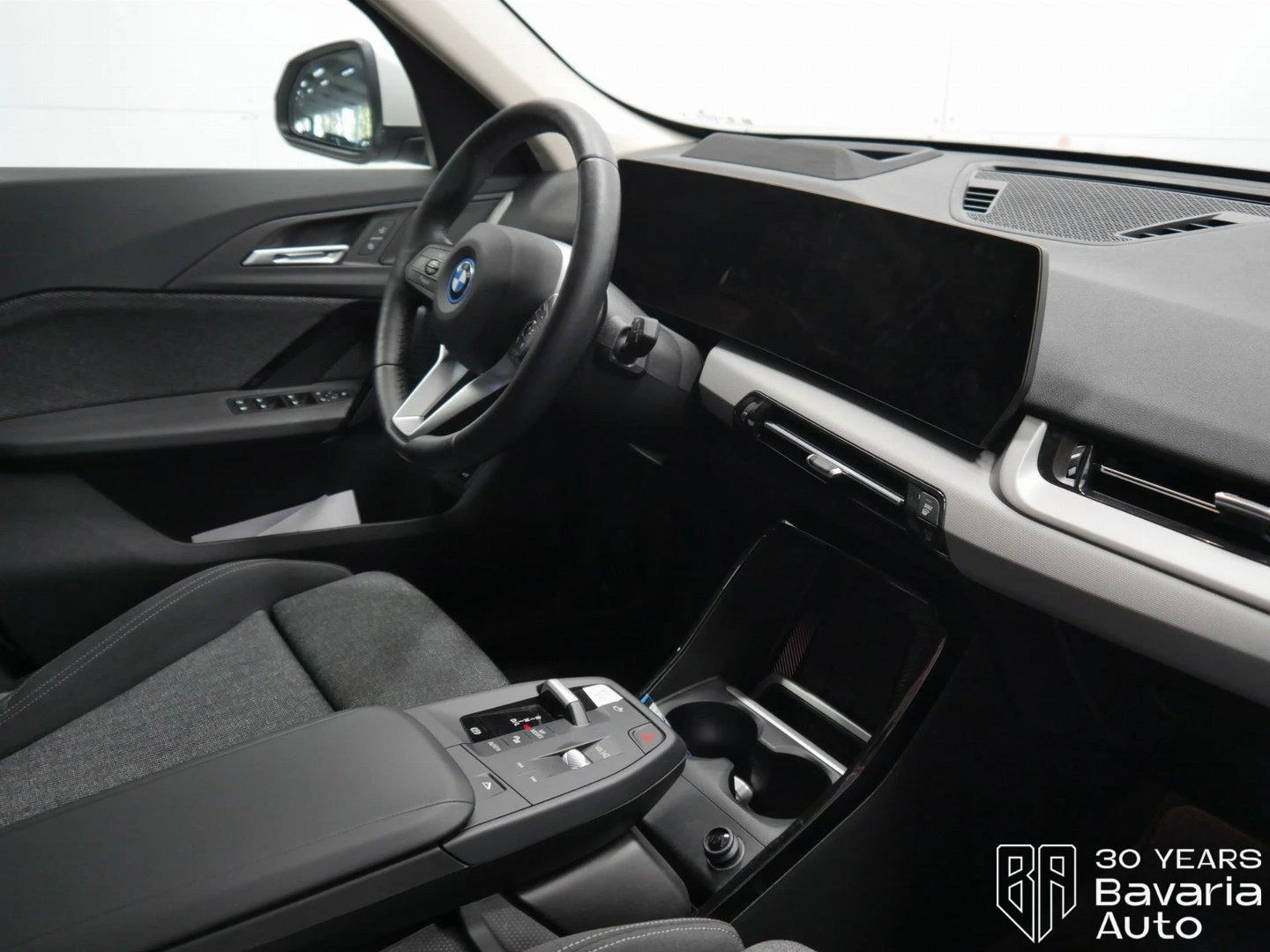 BMW X1 25e xDrive Steptronic - изображение 6