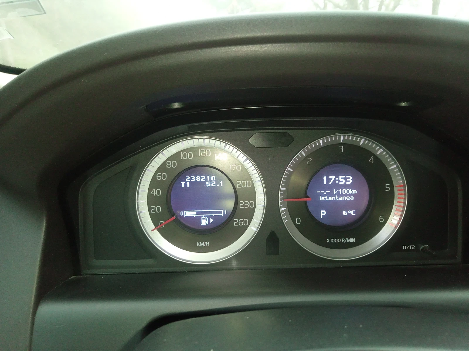 Volvo XC60 2.4 D4 4x4 | Mobile.bg   11