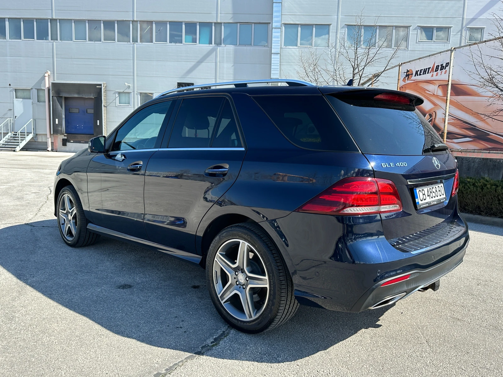 Mercedes-Benz GLE 400 4Matic/СЕРВИЗНА ИСТОРИЯ, снимка 3 - Автомобили и джипове - 54192836