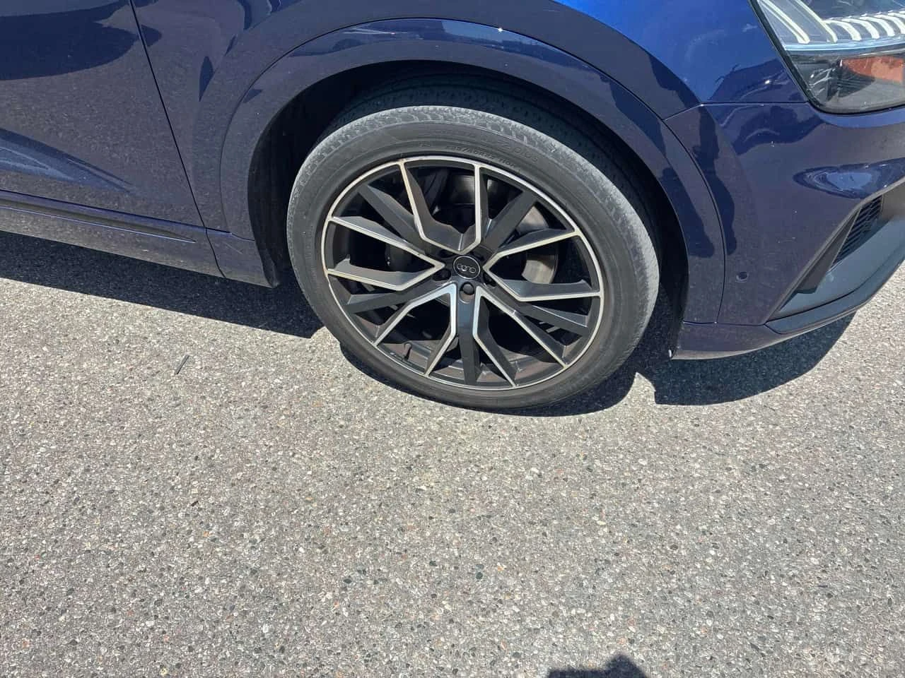 Audi Q8 * Technik * ДИСТРОНИК * 360 * ОБДУХВАНЕ, снимка 7 - Автомобили и джипове - 54756138