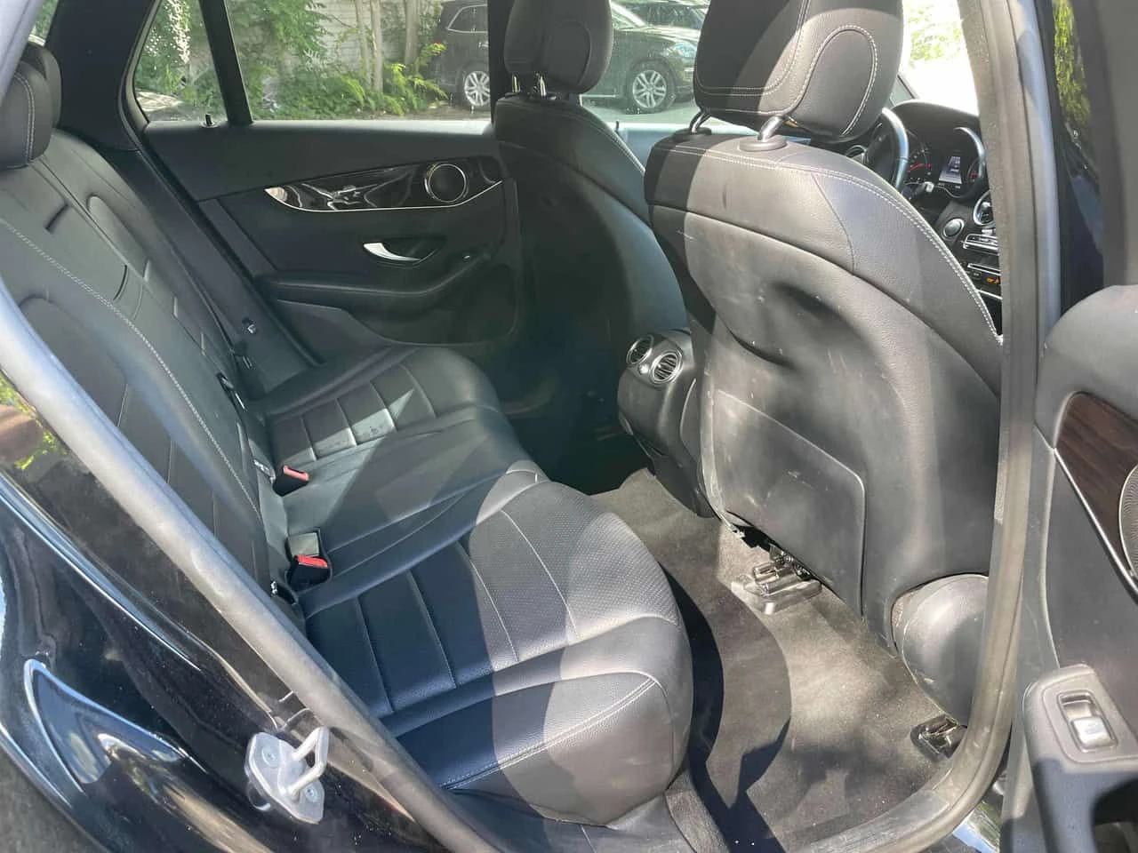 Mercedes-Benz GLC 300 * ГЛАВНО ПРЕДСТАВИТЕЛСТВО НА MERCEDES* , снимка 12 - Автомобили и джипове - 54891071