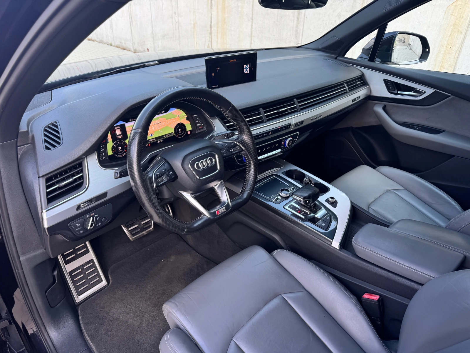 Audi Q7 S-Line* Pano* BOSE* Dis* 7-Местен* , снимка 8 - Автомобили и джипове - 55000386
