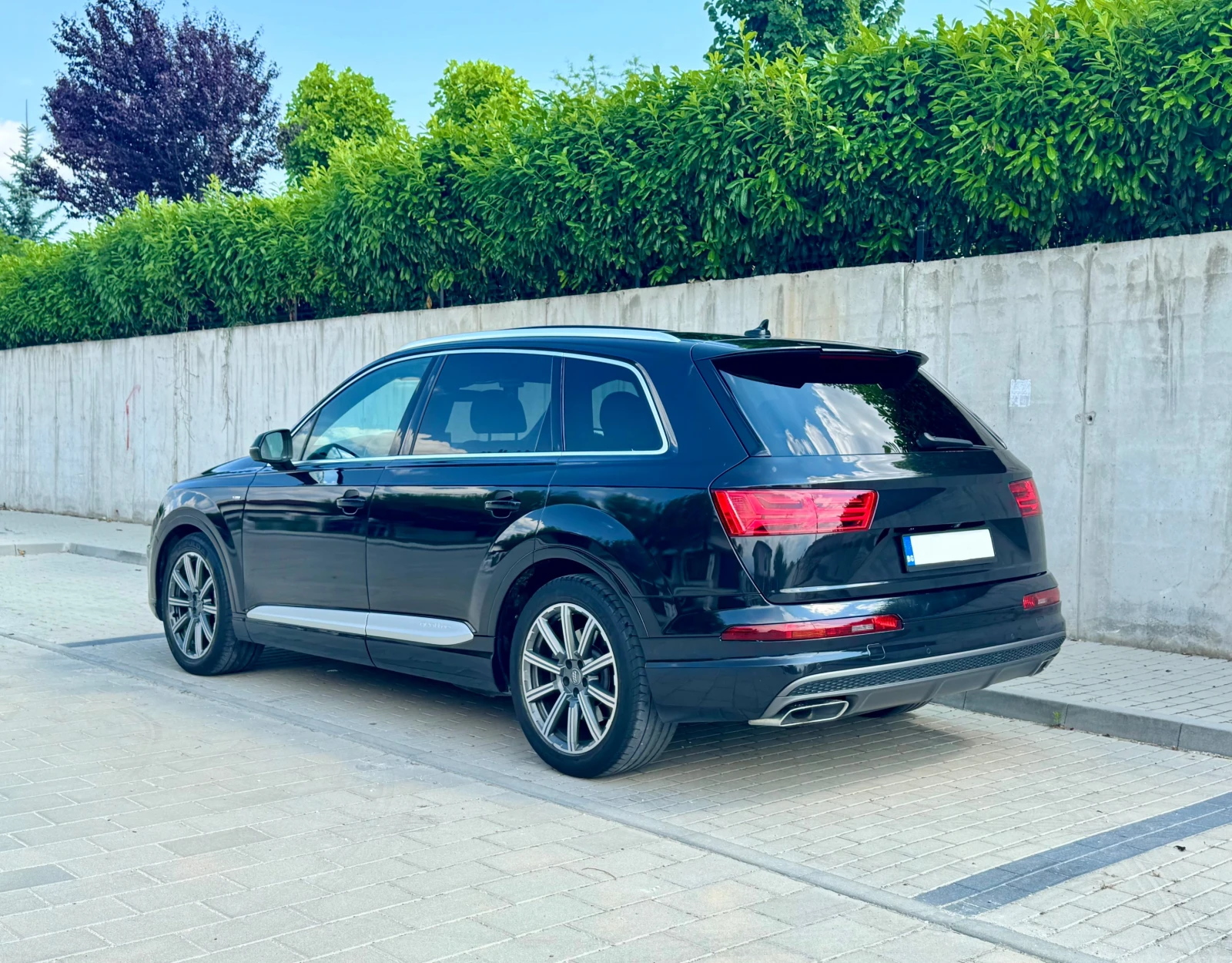 Audi Q7 S-Line* Pano* BOSE* Dis* 7-Местен* , снимка 5 - Автомобили и джипове - 55000386