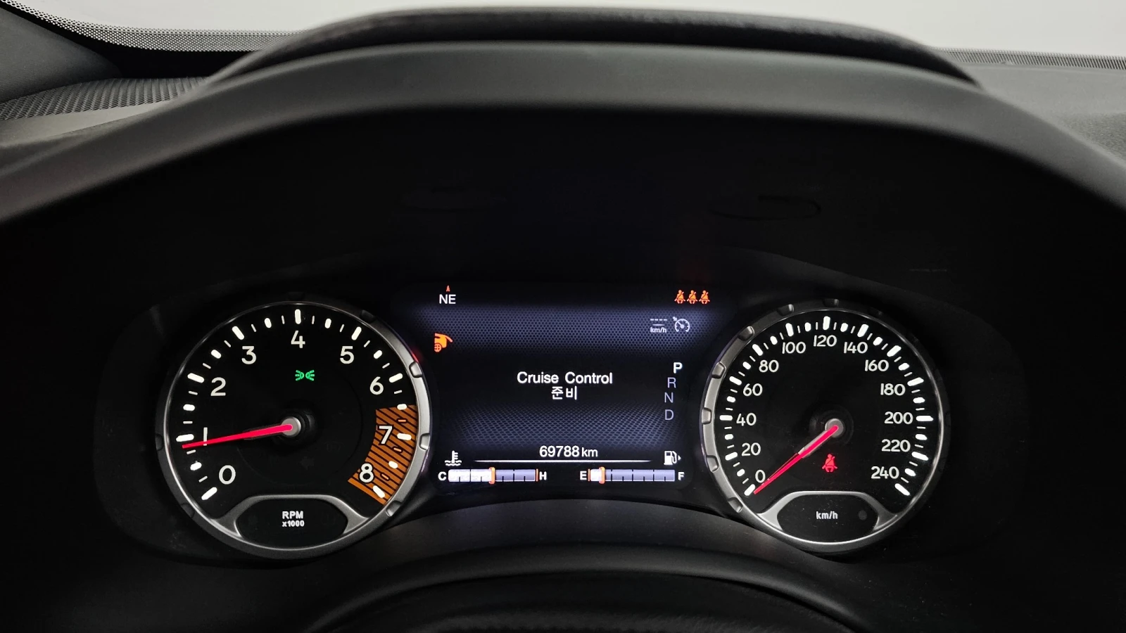 Jeep Renegade Limited 2.4* ПОДГРЕВ ВОЛАН/СЕДАЛКИ* hellascars.bg , снимка 9 - Автомобили и джипове - 55564527