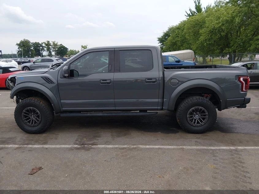 Ford F150 * RAPTOR* ПАНО* KEYLESS* Camera* ПОДГРЕВ* , снимка 5 - Автомобили и джипове - 55573514