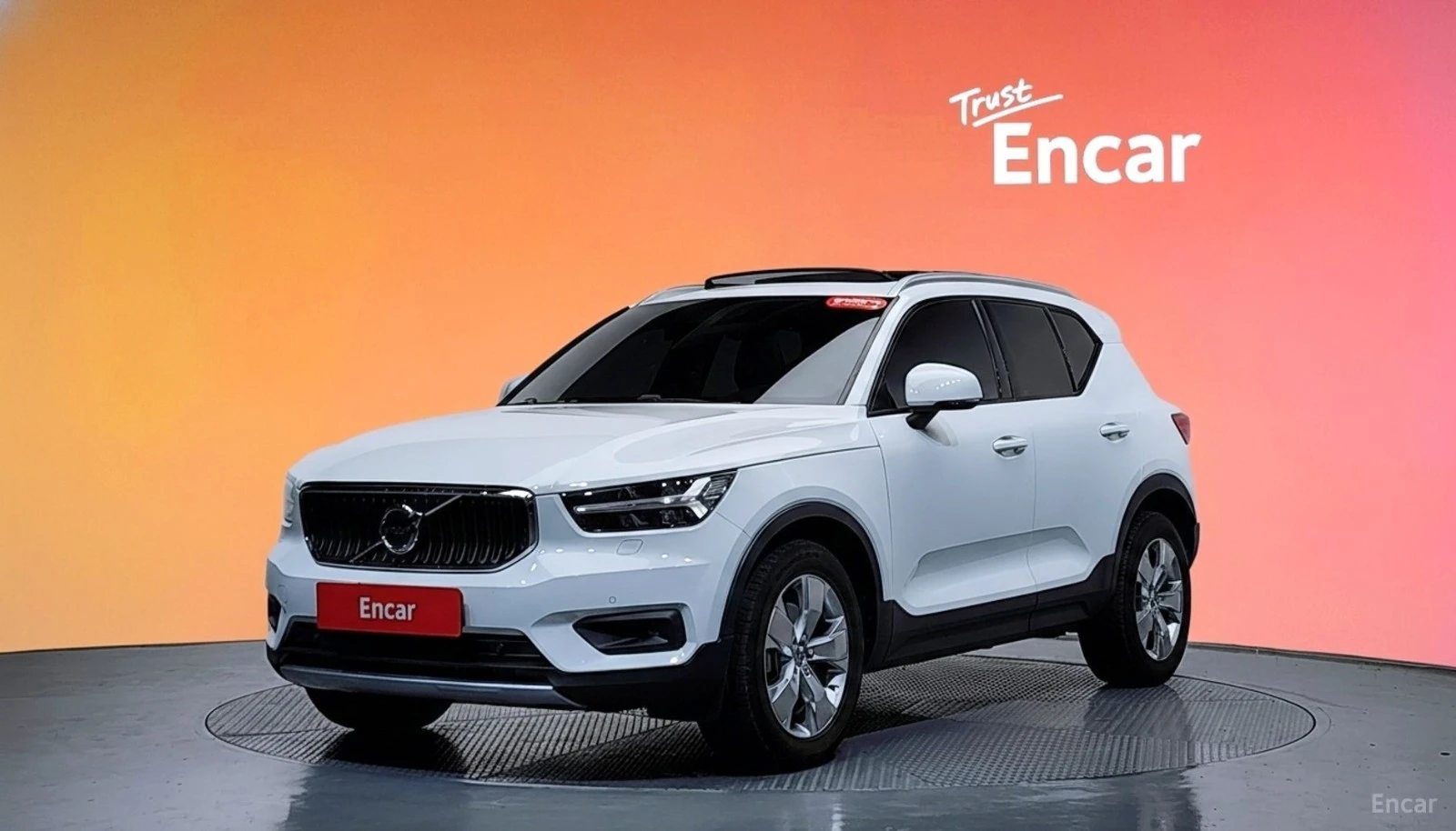Volvo XC40 * B4* LED* ПАНО* 360* KEYLESS* Camera* ПОДГРЕВ* 