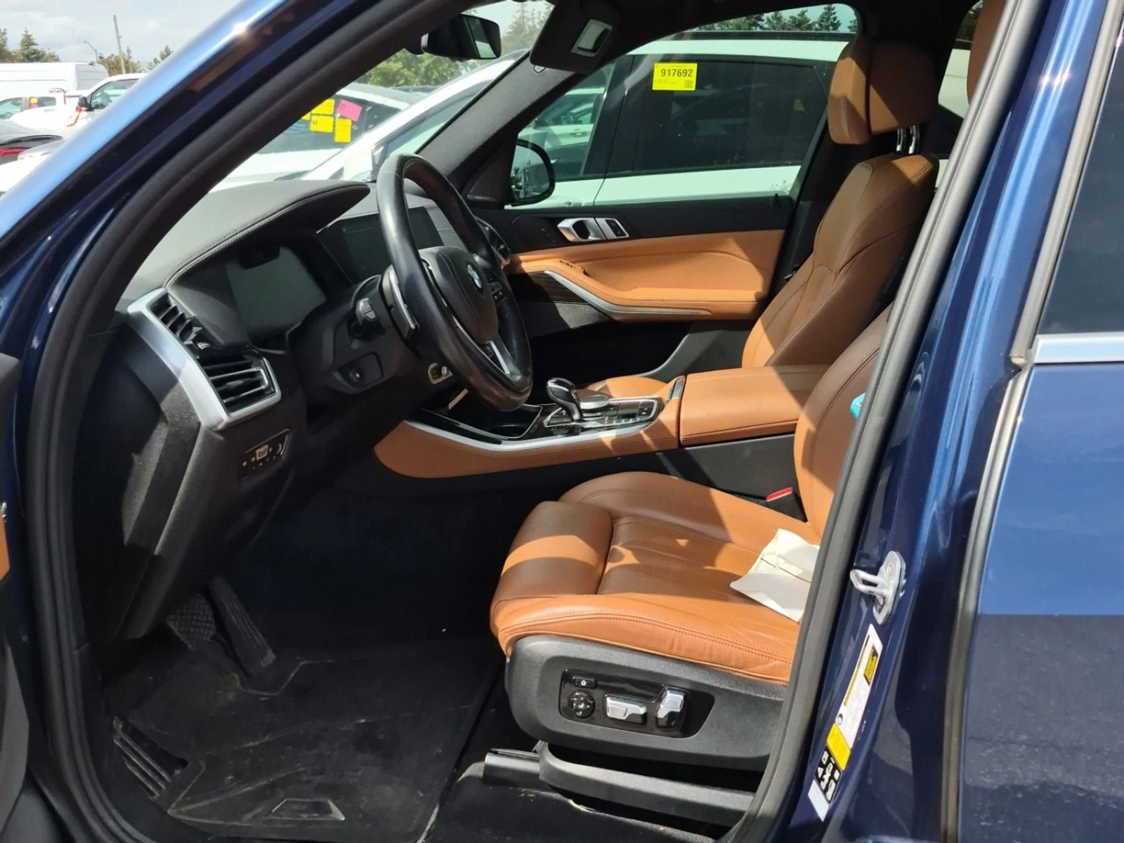 BMW X5 Laserlight* Harman Kardon* Driving Assistant, снимка 6 - Автомобили и джипове - 56124909