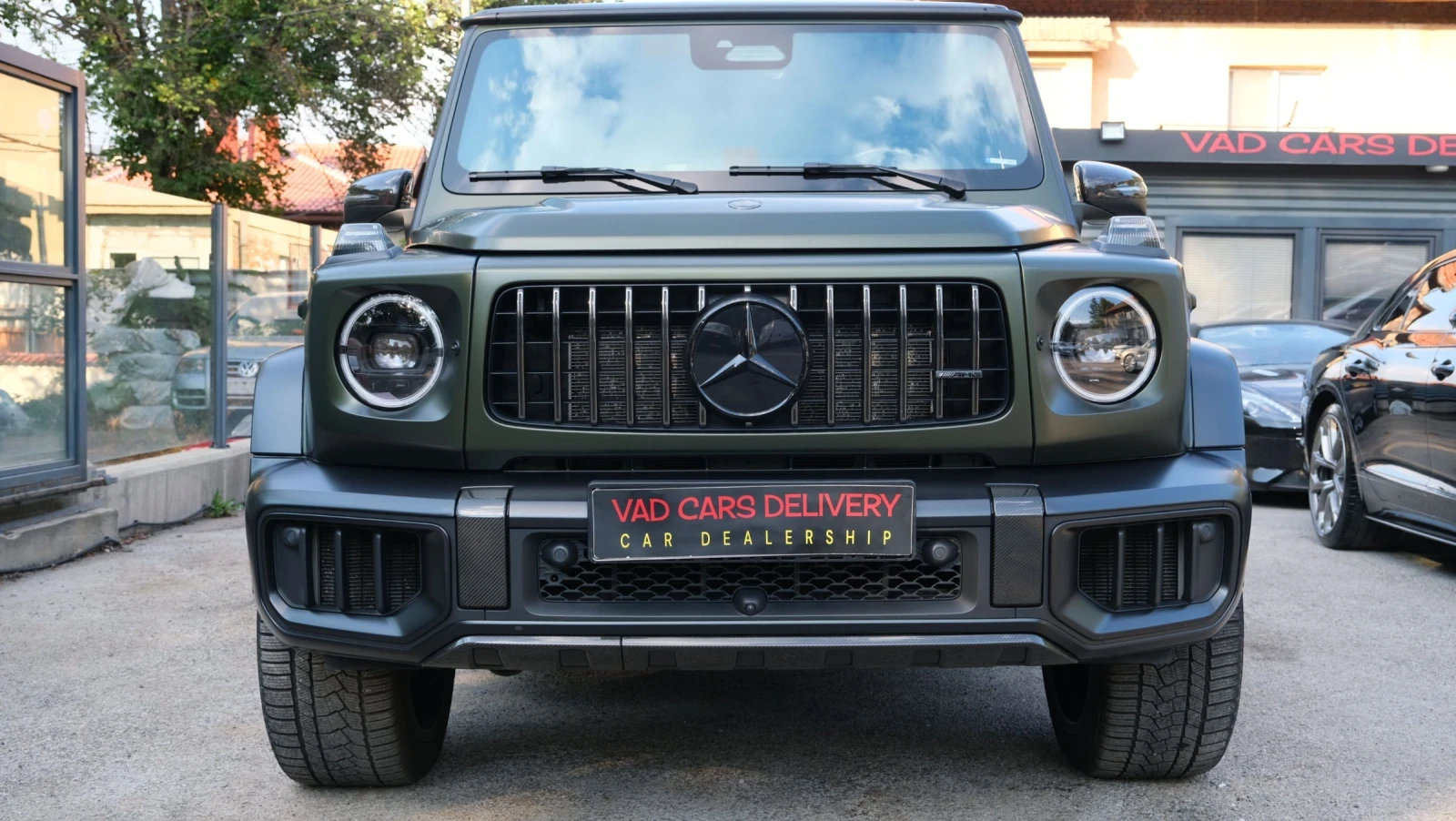 Mercedes-Benz G 63 AMG OLIVE MAGNO/FULL CARBON/PPF/A22/TV/SUPERIOR, снимка 2 - Автомобили и джипове - 56131660