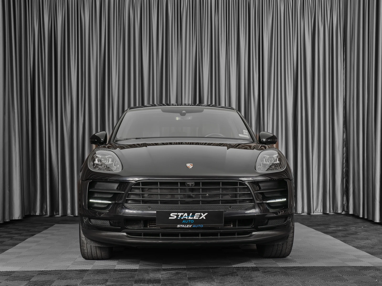 Porsche Macan, снимка 2 - Автомобили и джипове - 56439975