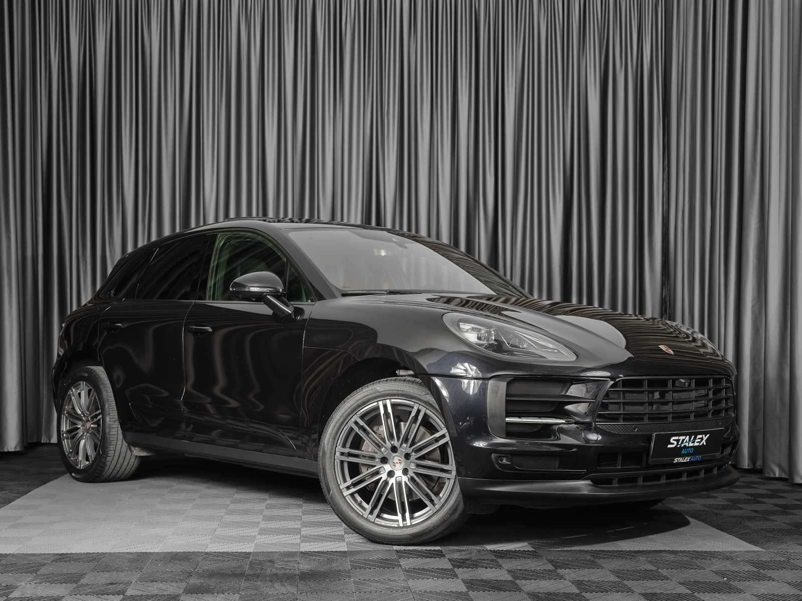 Porsche Macan, снимка 3 - Автомобили и джипове - 56439975