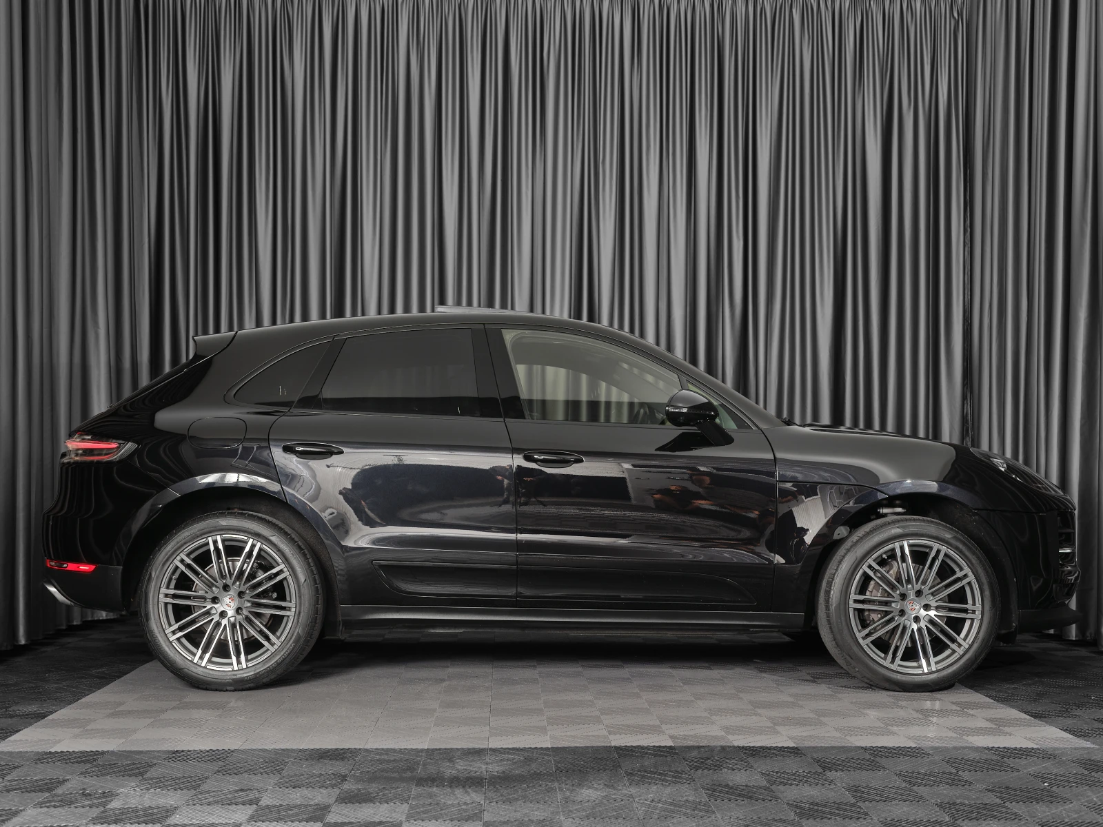Porsche Macan, снимка 4 - Автомобили и джипове - 56439975
