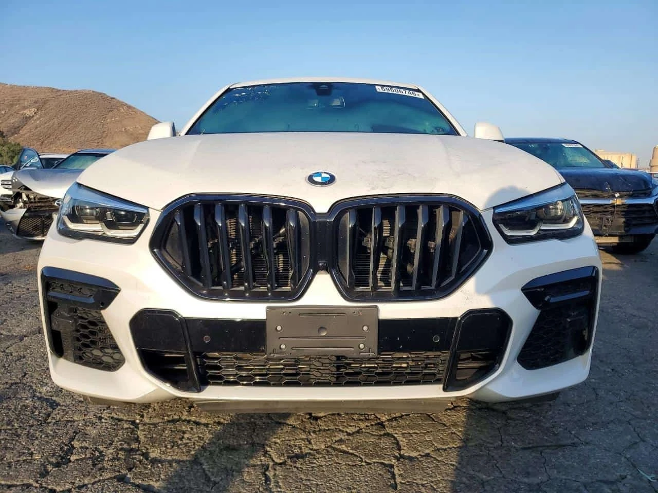 BMW X6 * xDrive40i * CARFAX * 2 ����� | Mobile.bg � ����������� 5
