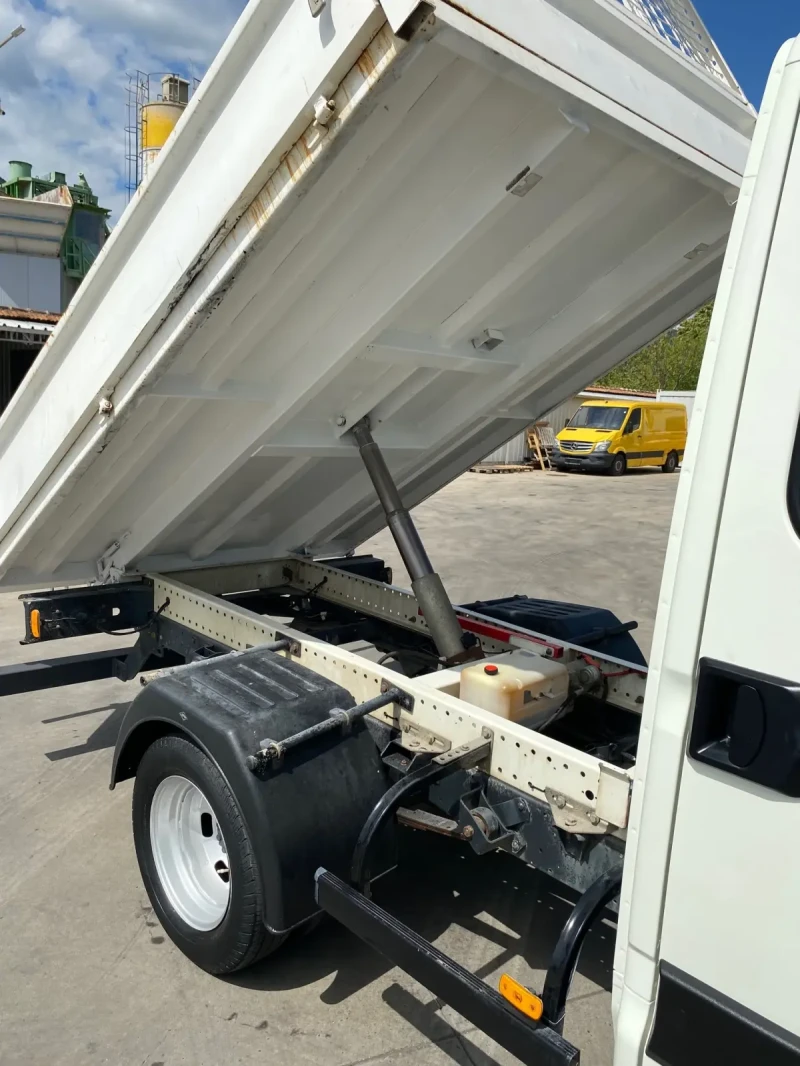 Iveco Daily Самосвал двойна кабина до 3.5 тона, снимка 16 - Бусове и автобуси - 35576182