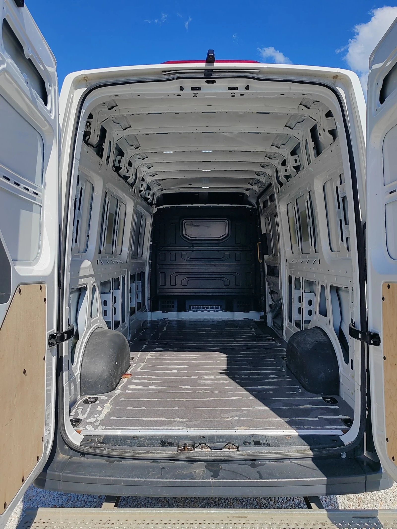 VW Crafter 2.0, 177к.с. ТОП - изображение 7