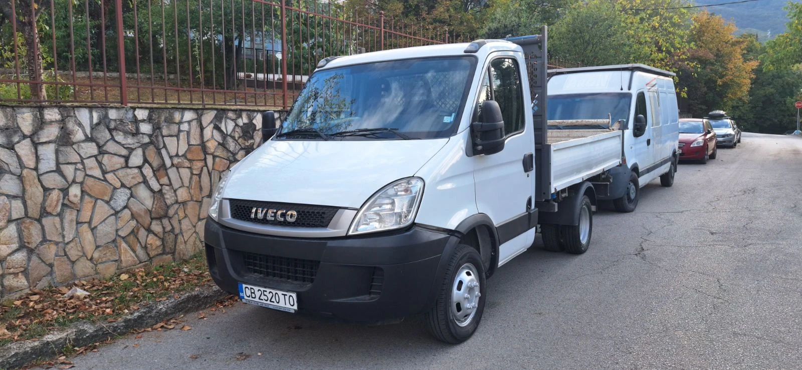 Iveco 35 E4 3СТРАНЕН САМОСВАЛ С КРАН