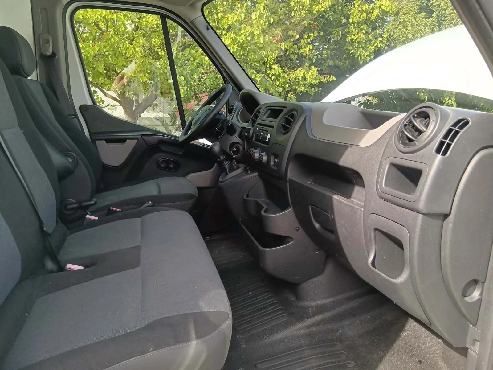 Renault Master 2.3, снимка 15 - Бусове и автобуси - 56080621