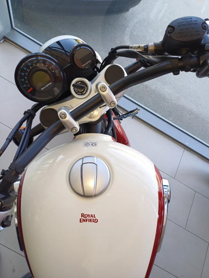 Royal Enfield Super Meteor 650, снимка 4 - Мотоциклети и мототехника - 47153877