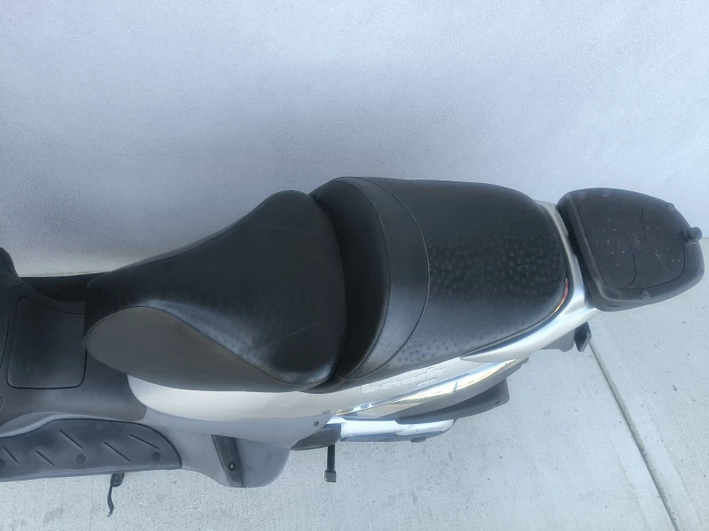 Piaggio Beverly 500 ie, 2003 година , снимка 4 - Мотоциклети и мототехника - 51011615