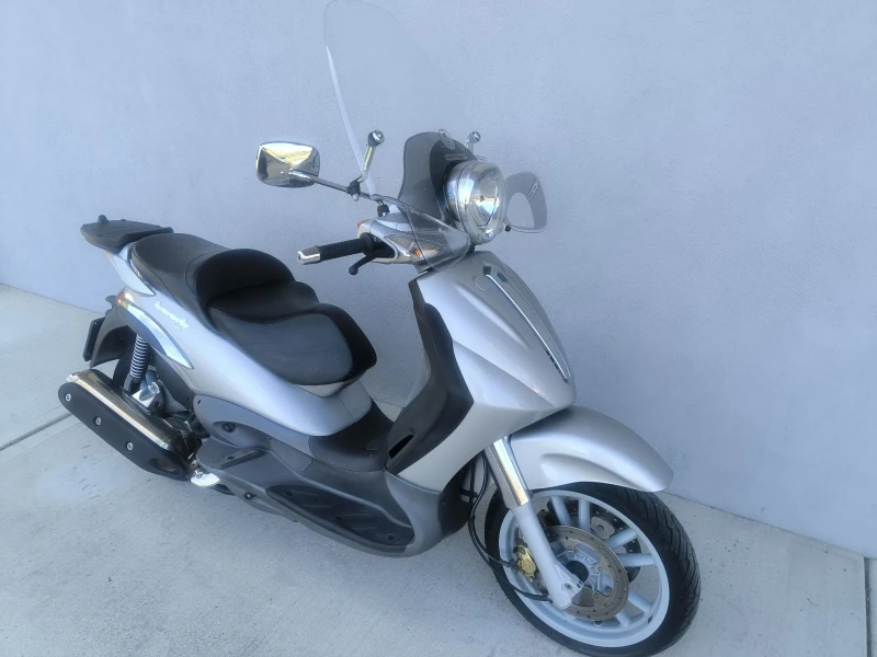Piaggio Beverly 500 ie, 2003 година , снимка 2 - Мотоциклети и мототехника - 51011615