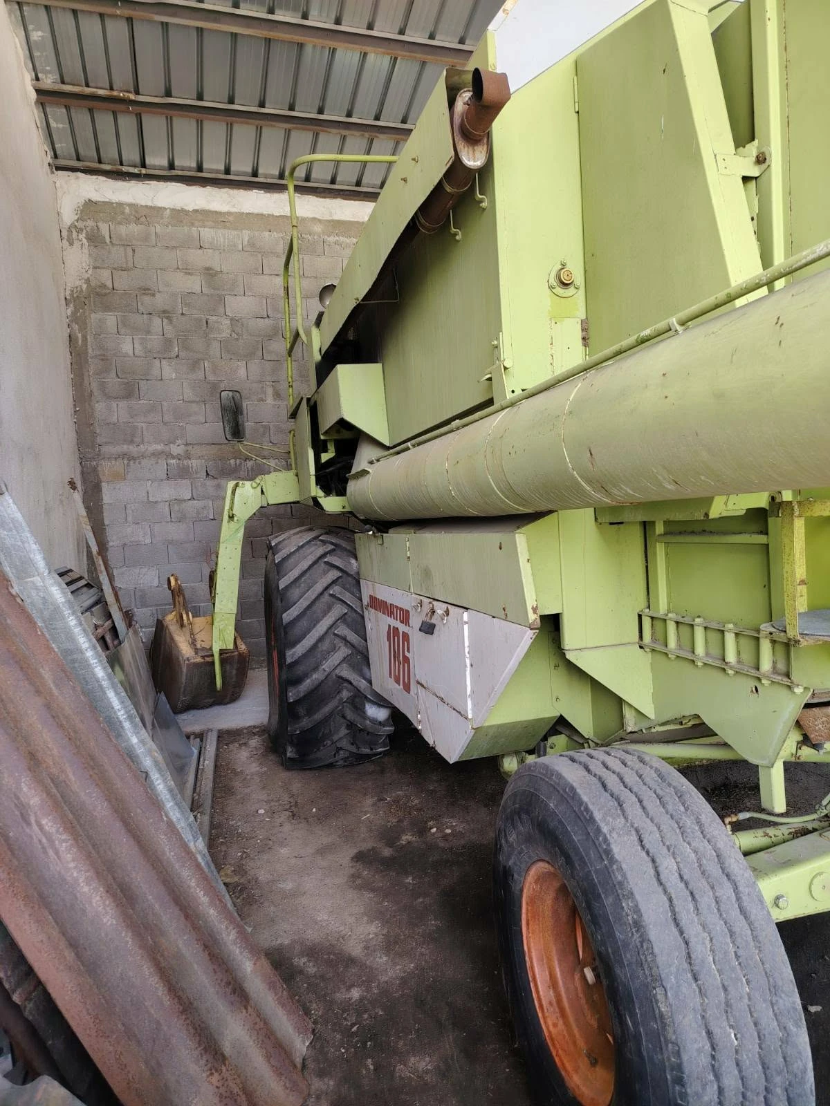 Комбайн Claas Dominator 106, снимка 3 - Селскостопанска техника - 53894848