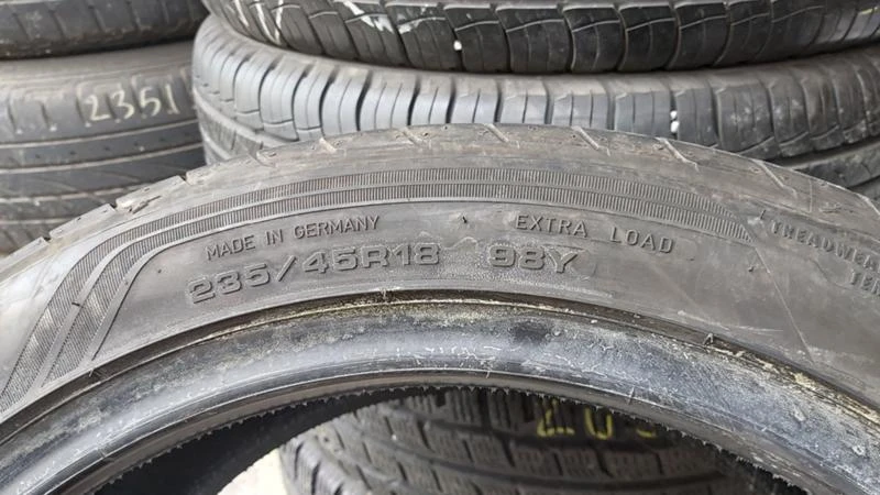 Гуми Летни 235/45R18, снимка 8 - Гуми и джанти - 29279296