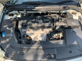 Toyota Avensis 2.0vvt-i 147к.с Автомат НА ЧАСТИ, снимка 9