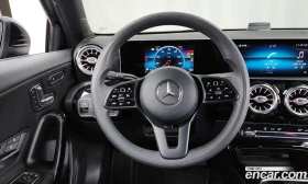 Mercedes-Benz A 220 A220 Hatchback, снимка 13