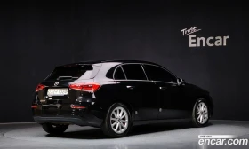 Mercedes-Benz A 220 A220 Hatchback, снимка 2