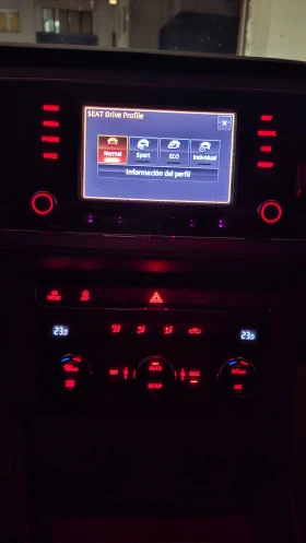 Seat Leon 2.0TDI  150 FR LED, снимка 8