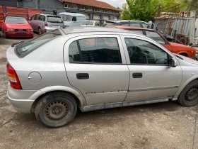     Opel Astra 1.6i