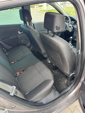 Renault Clio 1.5 dci Grandtour - 4400 лв. - 29300841 10