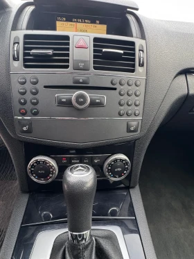 Mercedes-Benz C 200, снимка 11
