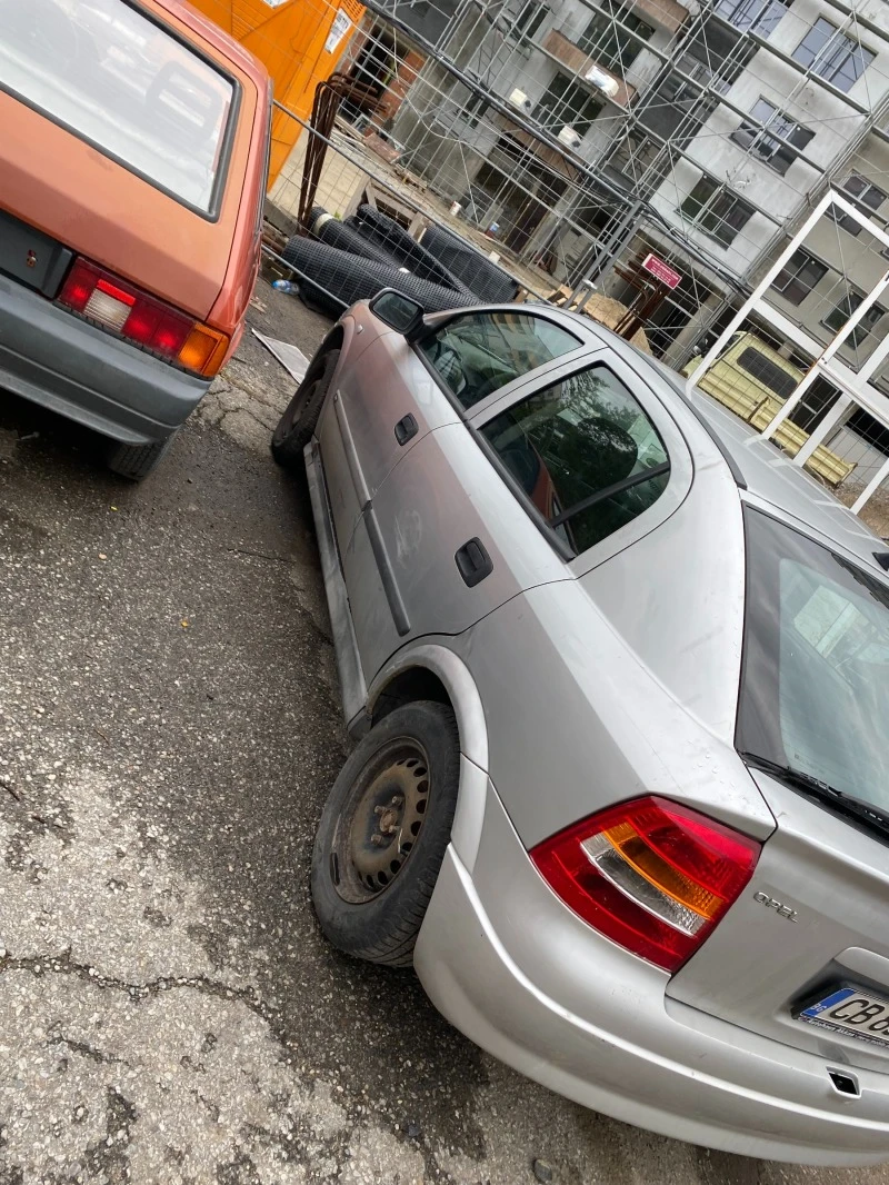 Opel Astra 1.6i, снимка 3 - Автомобили и джипове - 47113897