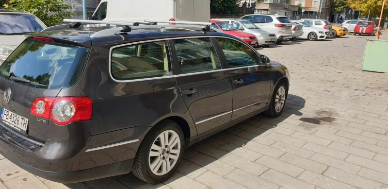 VW Passat TDI, снимка 4 - Автомобили и джипове - 47321730