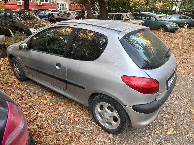 Peugeot 206 1.4, снимка 3 - Автомобили и джипове - 47757537