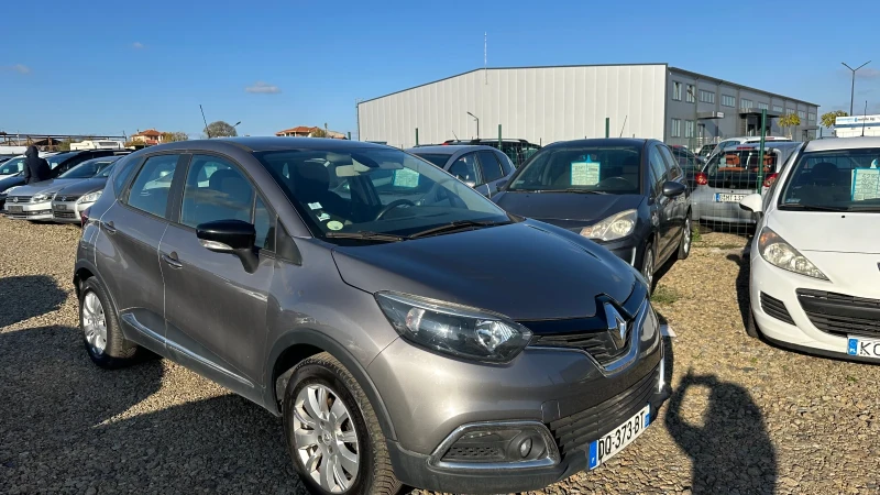 Renault Captur 1.5dci, снимка 2 - Автомобили и джипове - 47991360