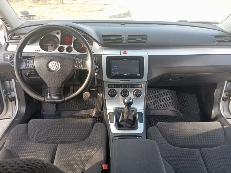 VW Passat 2.0, снимка 13 - Автомобили и джипове - 48211623