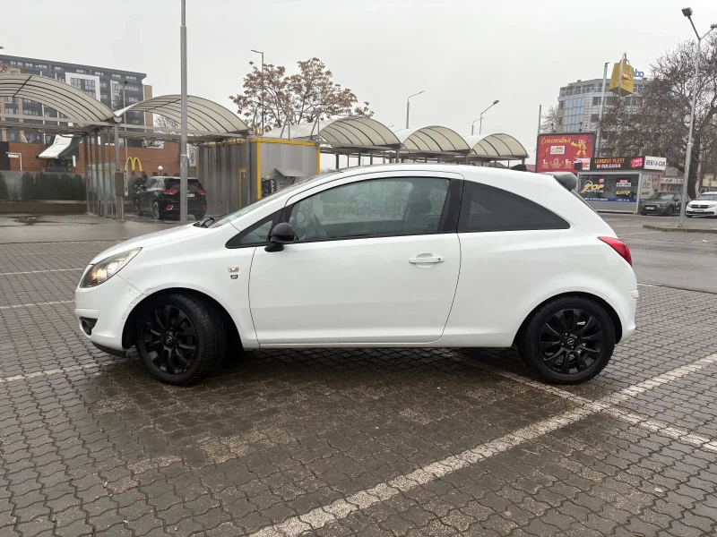 Opel Corsa 111 YEARS 1.2, снимка 4 - Автомобили и джипове - 48931622