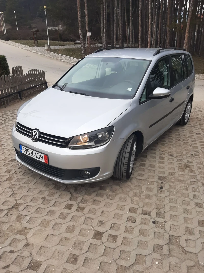 VW Touran 1.6 tdi, снимка 1 - Автомобили и джипове - 49102333